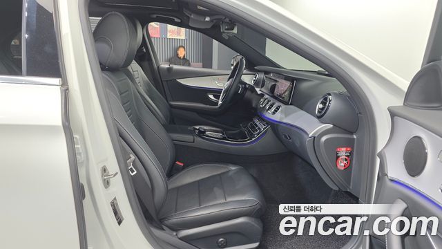 Mercedes-Benz E-Class (W213) E250 Avantgarde 2021 — фото 11
