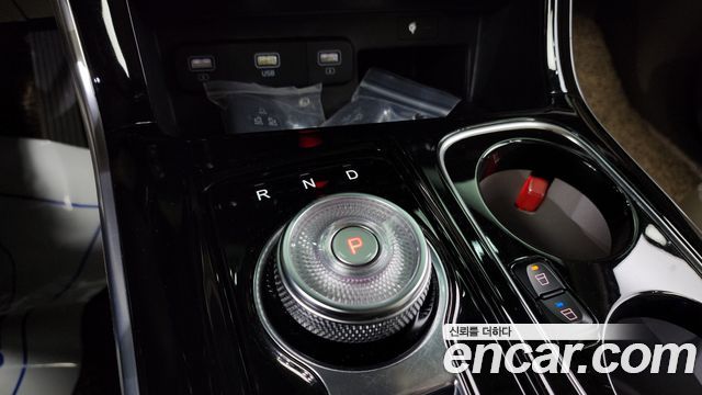Kia Carnival (IV) Gasoline 7-Seater Hi-Limousine Signature 2021 — фото 9