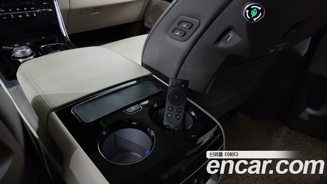Kia Carnival (IV) Gasoline 7-Seater Hi-Limousine Signature 2021 — фото 19