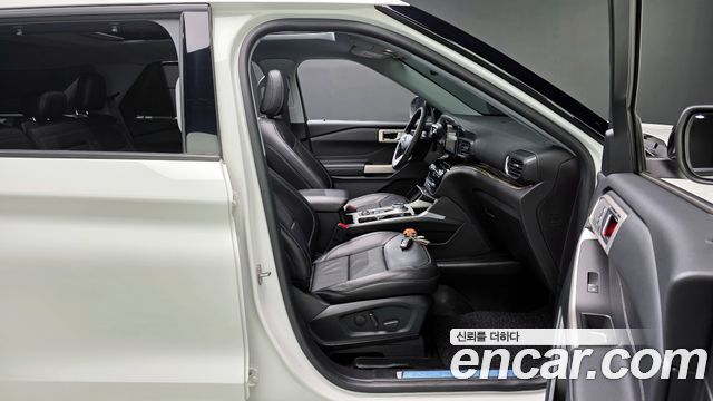 Ford Explorer (VI) 2.3 LimIted 4WD 2023 — фото 10