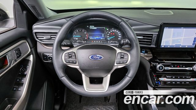 Ford Explorer (VI) 2.3 LimIted 4WD 2023 — фото 17