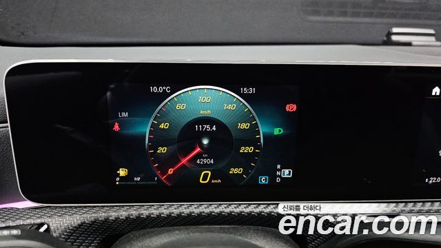 Mercedes-Benz A-Class (W177) A220 Sedan 2020 — фото 8
