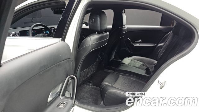 Mercedes-Benz A-Class (W177) A220 Sedan 2020 — фото 16