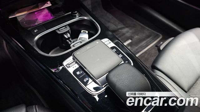 Mercedes-Benz A-Class (W177) A220 Sedan 2020 — фото 23
