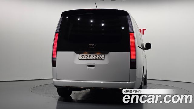 Hyundai Staria Lounge 9-Seater Prestige 2022 — фото 4