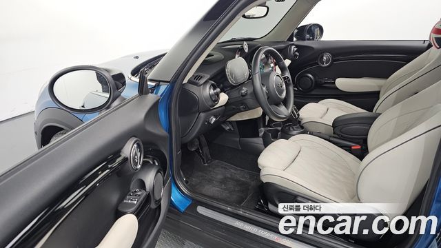 MINI Cooper S Classic Third Generation 2024 — фото 10