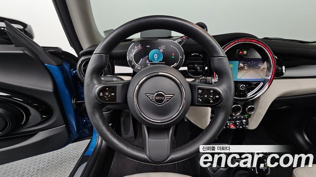 MINI Cooper S Classic Third Generation 2024 — фото 14