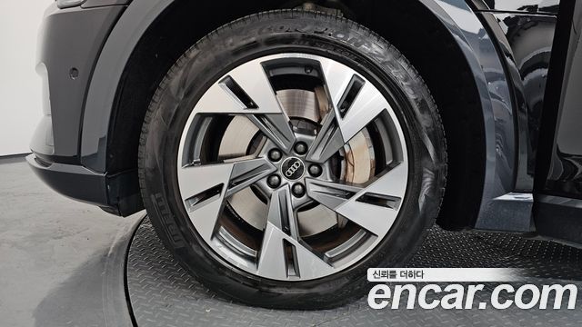 Audi e-tron 50 Quattro Sportback 2021 — фото 5
