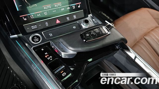 Audi e-tron 50 Quattro Sportback 2021 — фото 9
