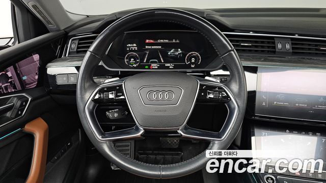 Audi e-tron 50 Quattro Sportback 2021 — фото 17