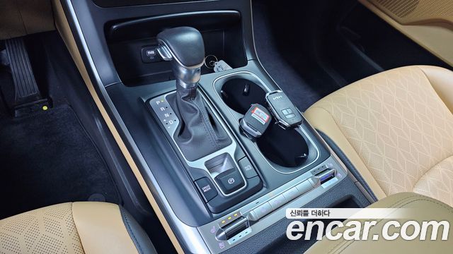 Kia Carnival (IV) Gasoline 9-Seater Prestige 2023 — фото 9