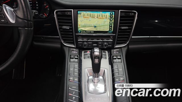 Porsche Panamera 3.6 AWD 970 2015 — фото 14