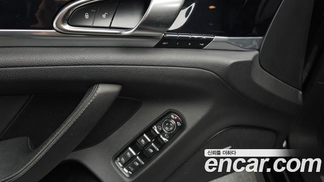 Porsche Panamera 3.6 AWD 970 2015 — фото 18