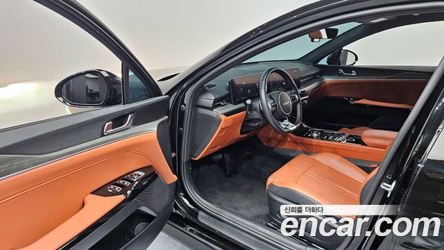 Kia K5 (III) 1.6 Turbo Noblesse 2024 — фото 11