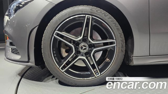 Mercedes-Benz CLA-Class (C118) CLA250 4MATIC 2022 — фото 5
