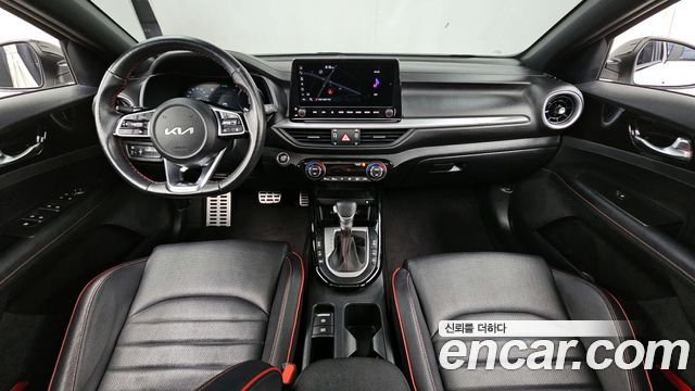 Kia K3 (II) 1.6 Turbo GT 5Door Signature 2022 — фото 7