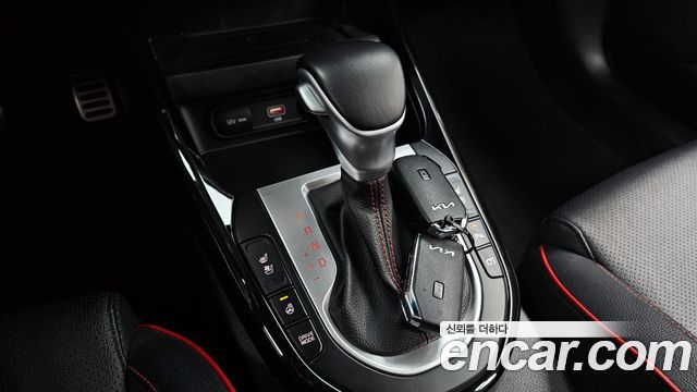 Kia K3 (II) 1.6 Turbo GT 5Door Signature 2022 — фото 9