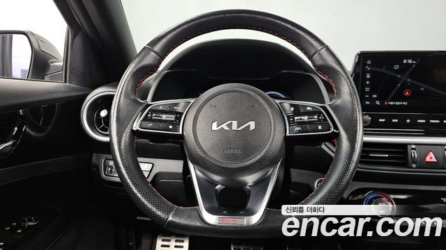 Kia K3 (II) 1.6 Turbo GT 5Door Signature 2022 — фото 17