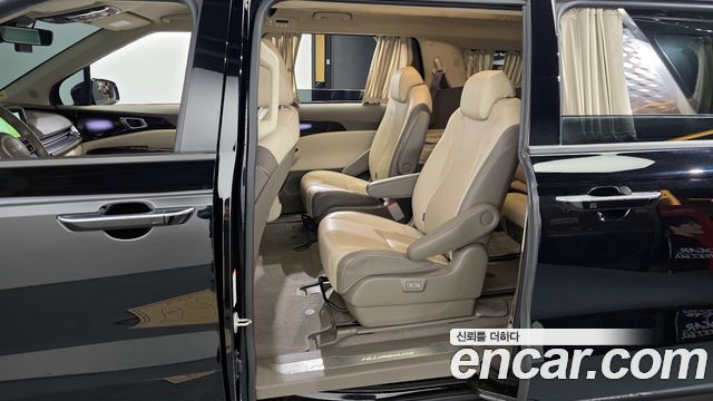 Kia Carnival (IV) Diesel 9-Seater Hi-Limousine Signature 2023 — фото 11