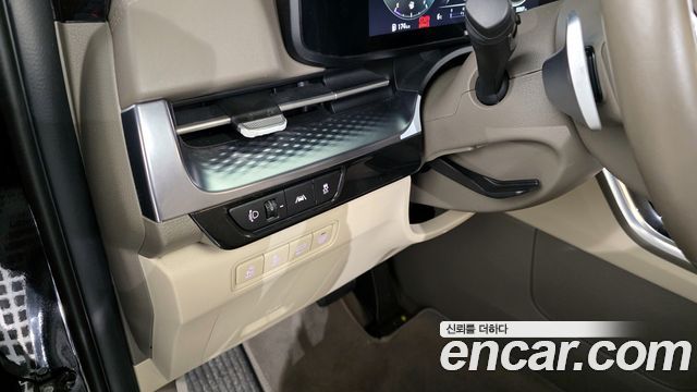 Kia Carnival (IV) Diesel 9-Seater Hi-Limousine Signature 2023 — фото 15
