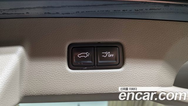 Kia Carnival (IV) Diesel 9-Seater Hi-Limousine Signature 2023 — фото 18