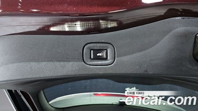 Renault Korea QM6 2.0 GDe PREMIERE 2WD 2021 — фото 20