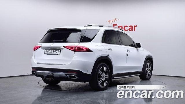 Mercedes-Benz GLE-Class (W167) GLE300d 4MATIC 2019 — фото 2