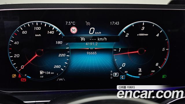 Mercedes-Benz GLE-Class (W167) GLE300d 4MATIC 2019 — фото 8