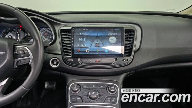 Chrysler 200 (II) 2.4 Limited 2015 — фото 15