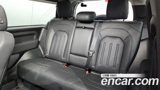 Land Rover Defender (L663) 90 D250 S 2022 — фото 12