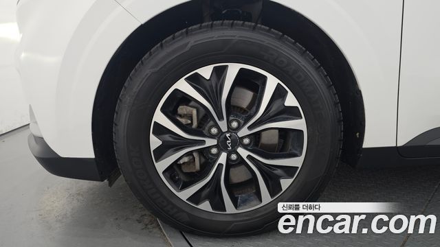 Kia Carnival (IV) Diesel 9-Seater Prestige 2023 — фото 5