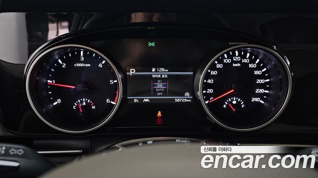 Kia Carnival (IV) Diesel 9-Seater Prestige 2023 — фото 8