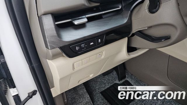 Kia Carnival (IV) Diesel 9-Seater Prestige 2023 — фото 17