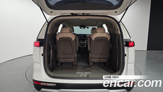 Kia Carnival (IV) Diesel 9-Seater Prestige 2023 — фото 20
