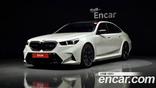 BMW M5 (G90) M5 Sedan 2025 — фото 1