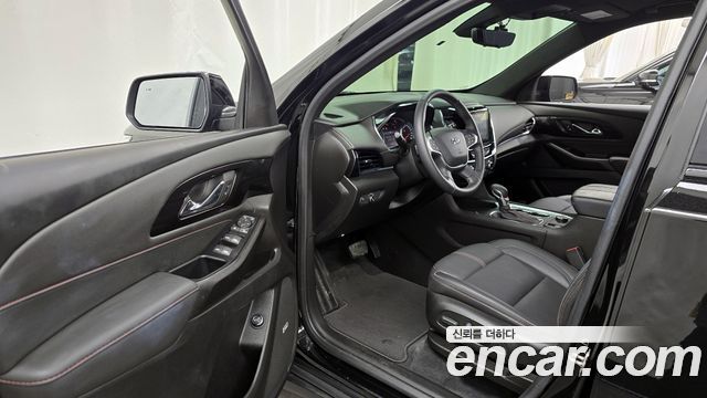 Chevrolet Traverse 3.6 AWD RS 2023 — фото 10