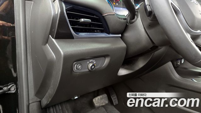 Chevrolet Traverse 3.6 AWD RS 2023 — фото 17