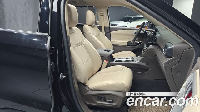 Ford Explorer (VI) 3.0 Platinum 4WD 2022 — фото 10