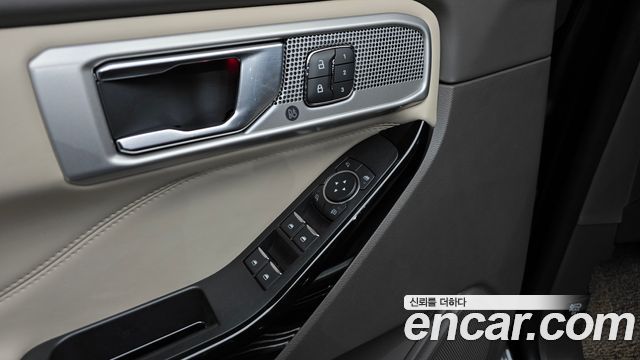 Ford Explorer (VI) 3.0 Platinum 4WD 2022 — фото 21