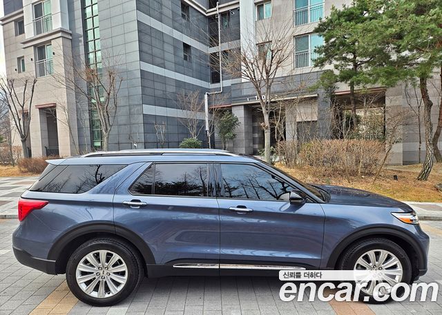 Ford Explorer (VI) 2.3 LimIted 4WD 2021 — фото 7