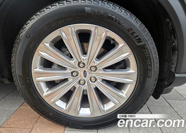 Ford Explorer (VI) 2.3 LimIted 4WD 2021 — фото 9