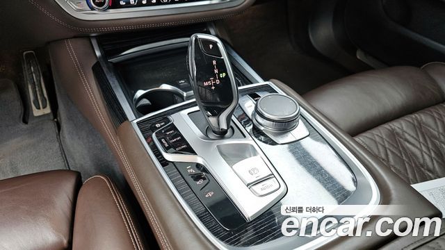 BMW 7 Series (G11) 730Ld xDrive M Sport 2021 — фото 9