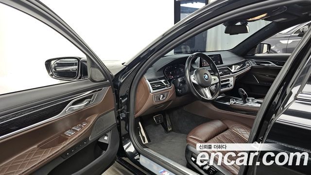 BMW 7 Series (G11) 730Ld xDrive M Sport 2021 — фото 10