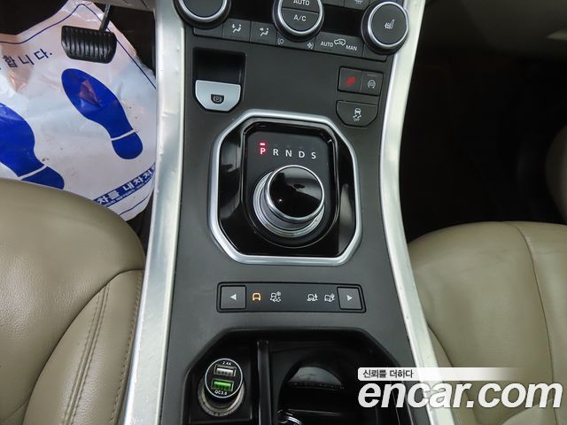 Land Rover Range Rover Evoque 2.2 SD4 Pure 2014 — фото 15