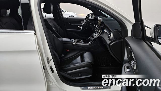 Mercedes-Benz GLC-Class (X253) GCL300 4MATIC Coupe 2019 — фото 11