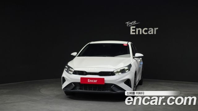 Kia K3 (II) 1.6 Prestige 2023 — фото 3