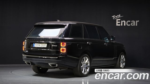 Land Rover Range Rover (IV) 5.0 SC SV AB LWB 2018 — фото 2