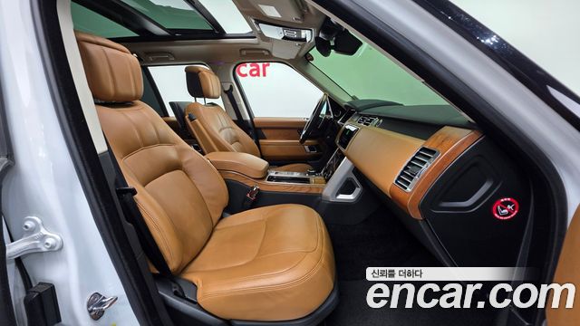 Land Rover Range Rover (IV) D350 AB Disel 2021 — фото 10