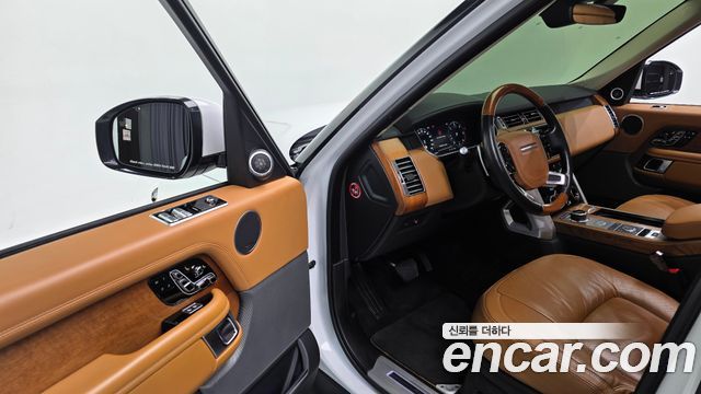 Land Rover Range Rover (IV) D350 AB Disel 2021 — фото 13