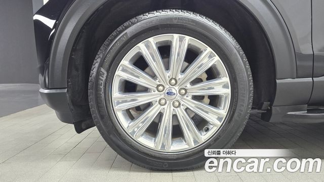 Ford Explorer (VI) 2.3 LimIted 4WD 2020 — фото 5